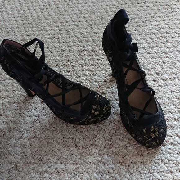 Marc Jacobs Black Mesh Patent Leather Gold Print size 37 - Picture 3 of 11